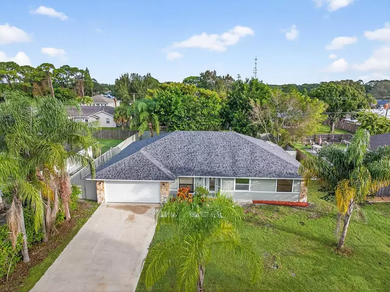 117 High CT, Sebastian, FL 32958