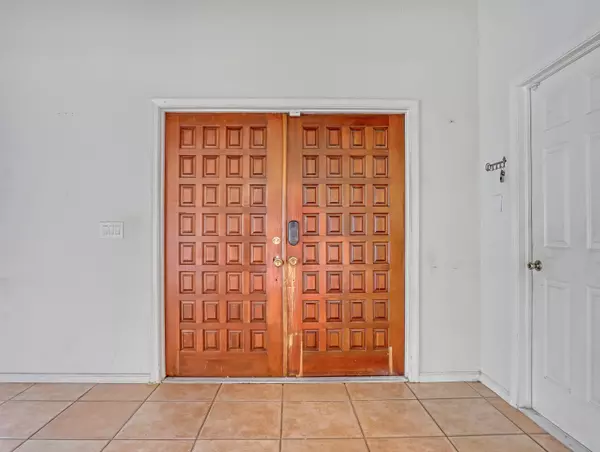 West Palm Beach, FL 33406,2640 Starwood CIR