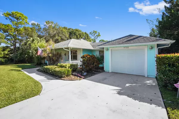 Fort Pierce, FL 34982,4706 Regina DR