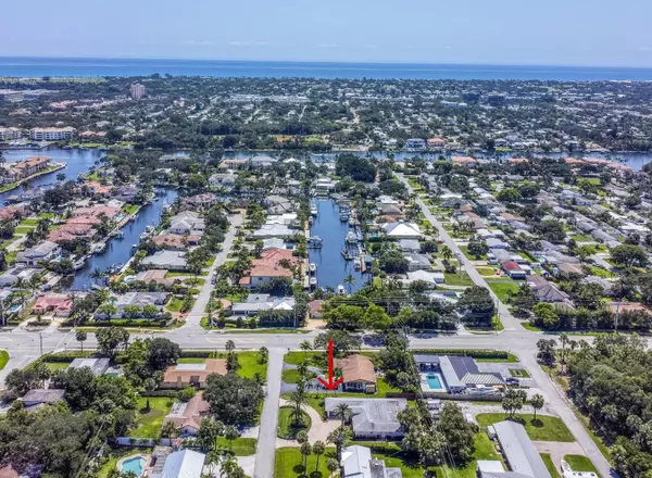 Palm Beach Gardens, FL 33410,2512 Oak DR