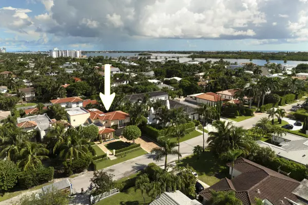 West Palm Beach, FL 33405,245 Murray RD