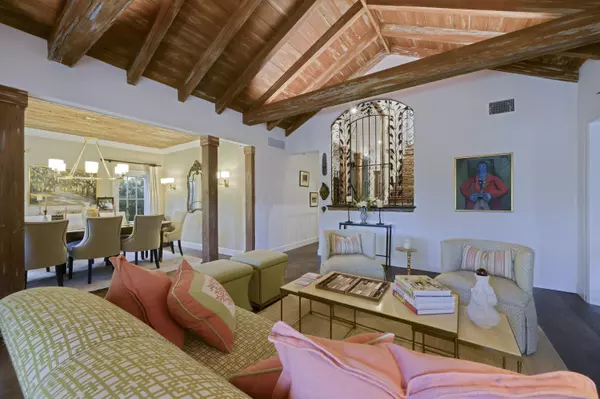 West Palm Beach, FL 33405,245 Murray RD