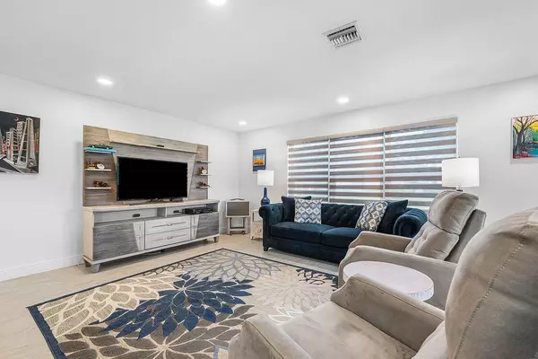 Delray Beach, FL 33445,437 High Point BLVD D