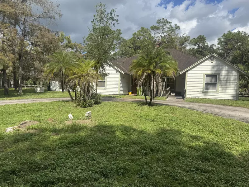 1686 E RD, Loxahatchee Groves, FL 33470