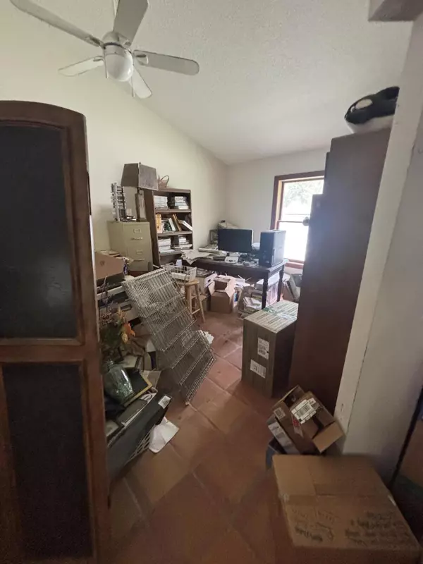 Loxahatchee Groves, FL 33470,1686 E RD