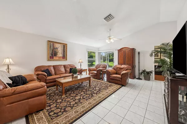 Greenacres, FL 33413,1079 Island Manor DR