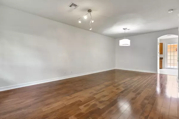 Jupiter, FL 33458,563 Dakota DR