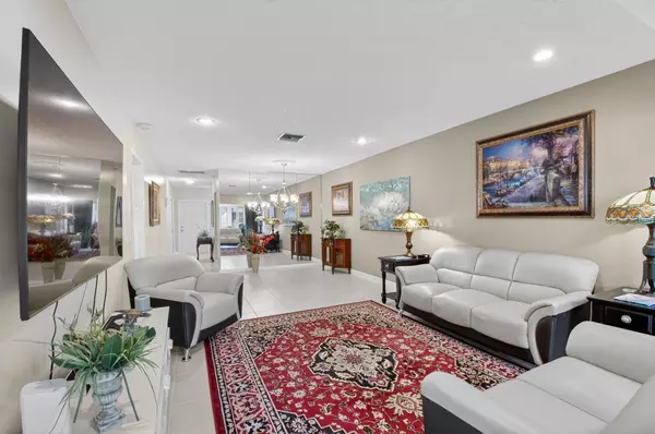 Delray Beach, FL 33445,1141 Violet TER 202