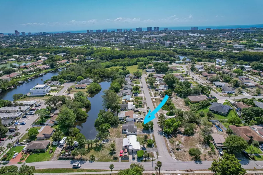 49 NE 6th CT, Deerfield Beach, FL 33441