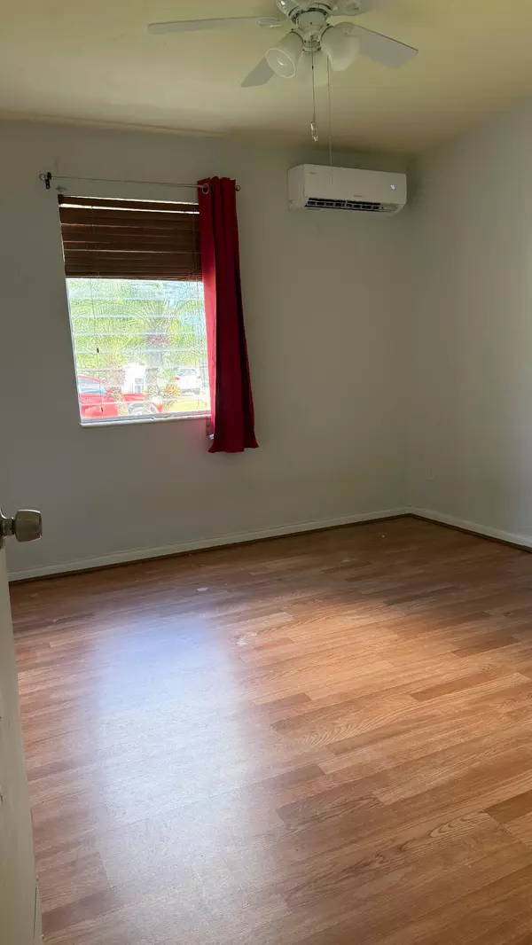 Port Saint Lucie, FL 34983