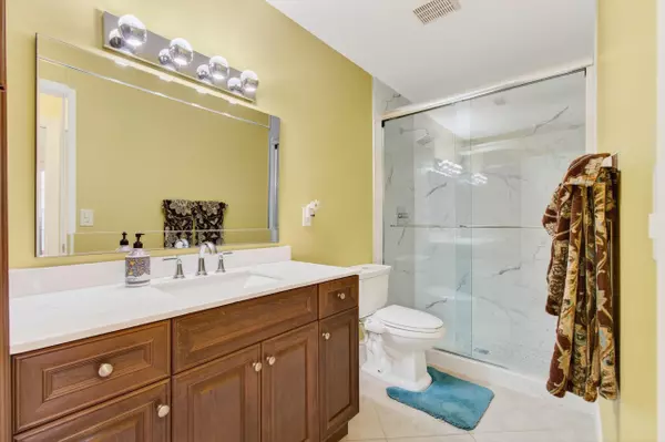 Lake Worth, FL 33467,4330 Lucerne Villas LN