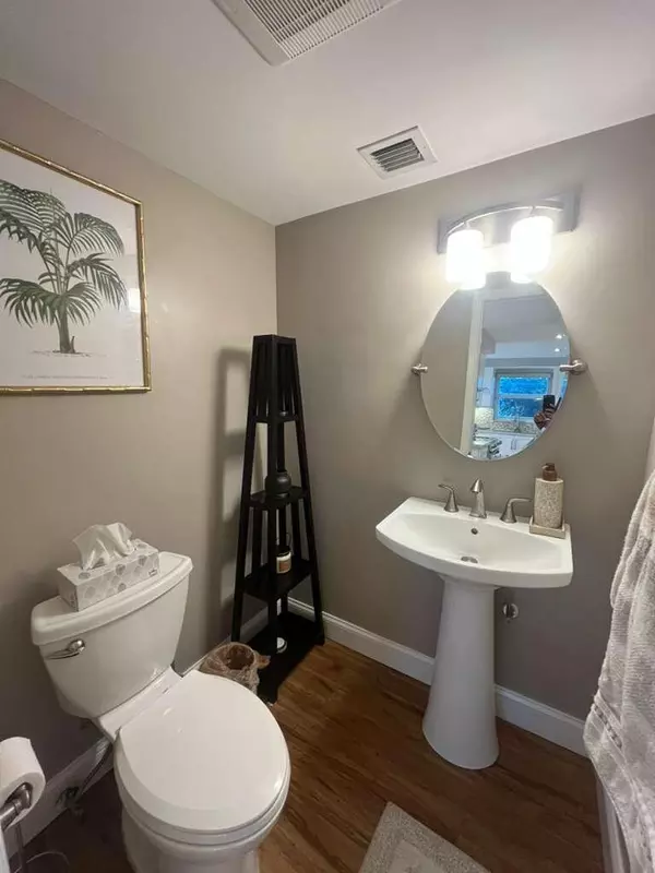 Boca Raton, FL 33487,6300 NW 2nd AVE 410