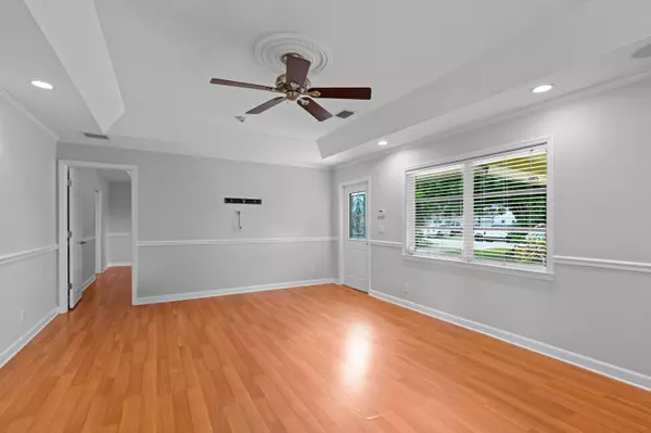 Haverhill, FL 33417,1192 Pineway DR