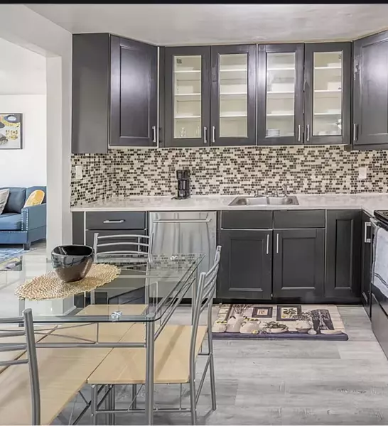 3120 SW 12th PL, Fort Lauderdale, FL 33312