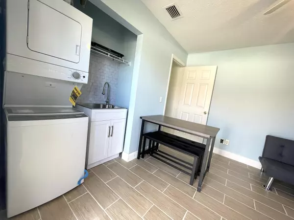 Stuart, FL 34997,5753 SE SE Mercedes AVE