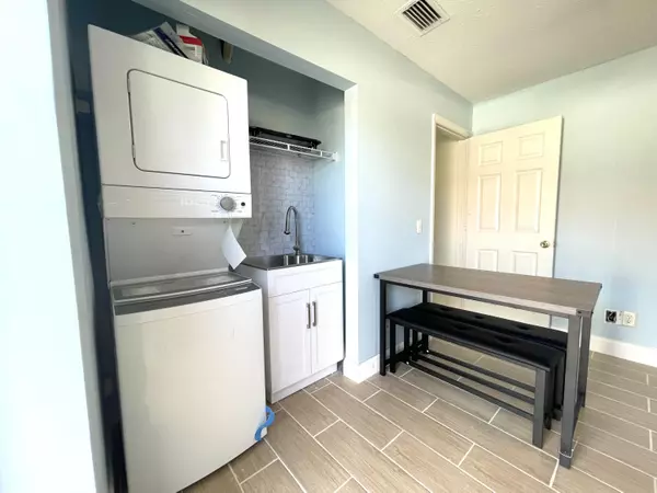 Stuart, FL 34997,5753 SE SE Mercedes AVE