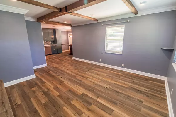 West Palm Beach, FL 33405,954 Omar RD