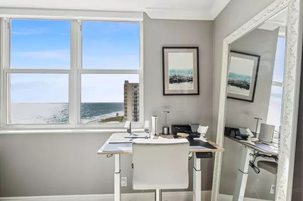 Lauderdale By The Sea, FL 33062,1900 S Ocean BLVD 11b