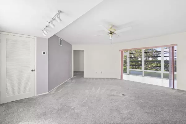 Stuart, FL 34994,3278 SE Aster LN F155