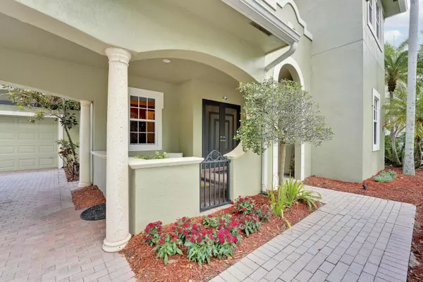 Jupiter, FL 33458,127 Via Castilla