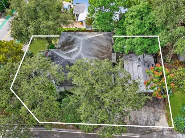 Delray Beach, FL 33444,1018 NE 2nd AVE