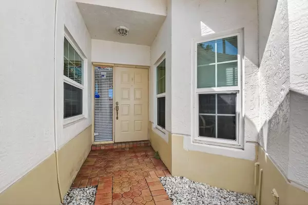 Delray Beach, FL 33484,15431 Watershore LN