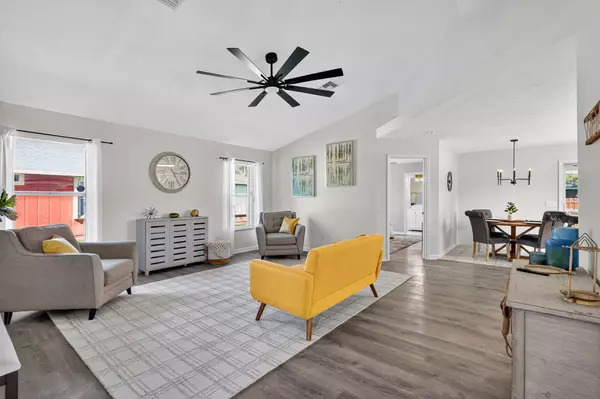 Vero Beach, FL 32968,2906 1st RD