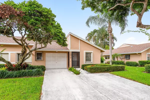 Boca Raton, FL 33496,8077 Springtree RD