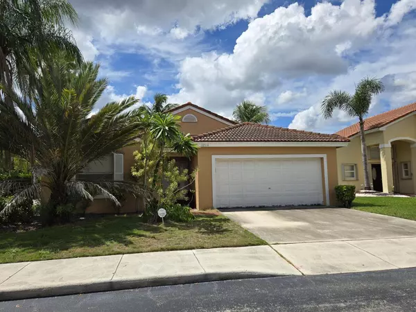 16514 NW 3rd ST, Pembroke Pines, FL 33028