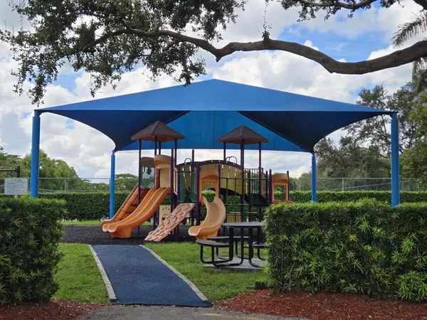 Pembroke Pines, FL 33028,16514 NW 3rd ST