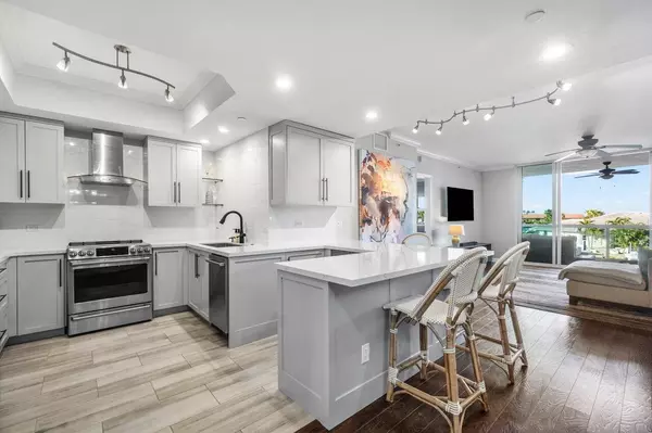 Riviera Beach, FL 33404,2650 Lake Shore DR 201