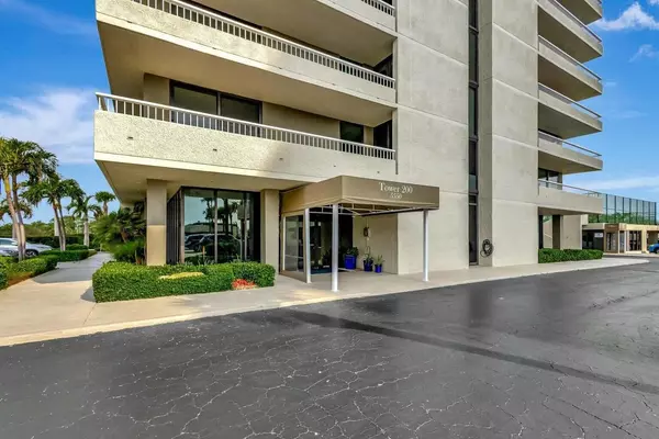 5550 N Ocean DR 2b, Singer Island, FL 33404