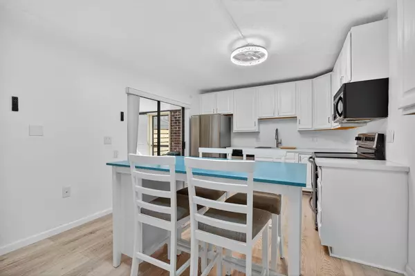 Palm Beach Gardens, FL 33418,1213 12th TER