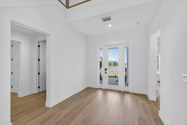 Palm Beach Gardens, FL 33412,9288 Crestview CIR