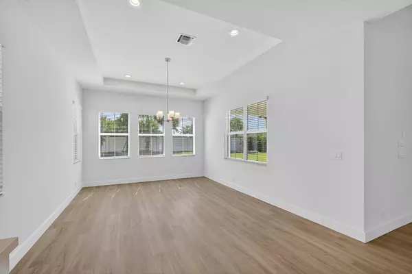 Palm Beach Gardens, FL 33412,9288 Crestview CIR