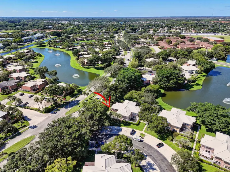 3103 Kingston CT, West Palm Beach, FL 33409