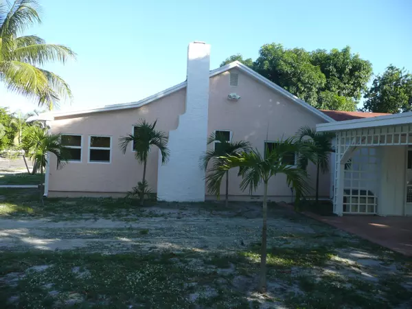 Lake Worth Beach, FL 33460,525 N 24th AVE