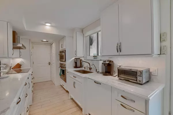 Delray Beach, FL 33483,2000 S Ocean BLVD 705