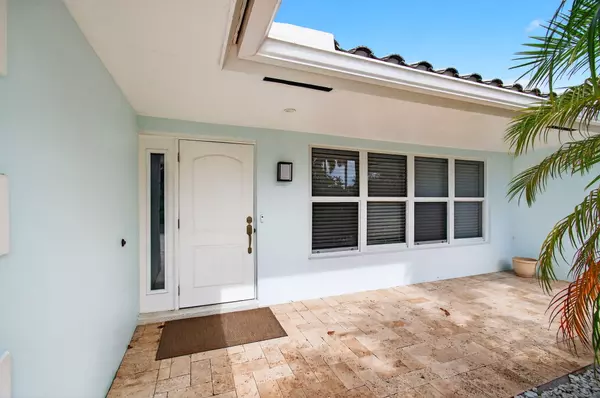 Boca Raton, FL 33487,5567 Rico DR