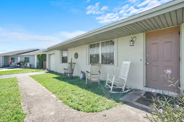 Boca Raton, FL 33434,19627 Montana LN