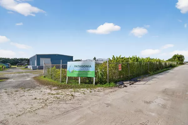 9720 S 87th PL, Boynton Beach, FL 33472