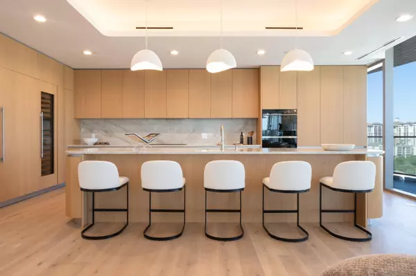 West Palm Beach, FL 33401,1333 S Flagler DR 1201