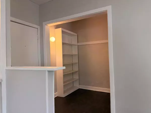 West Palm Beach, FL 33401,523 24th ST 12