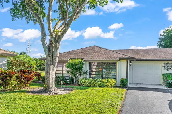 4868 Hawkwood RD A, Boynton Beach, FL 33436