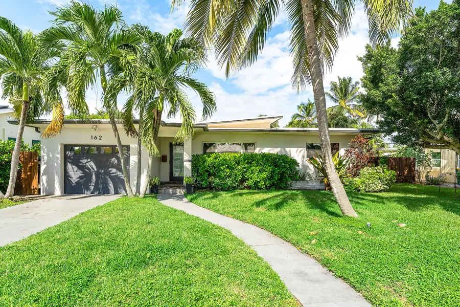 162 Vassar DR, Lake Worth Beach, FL 33460