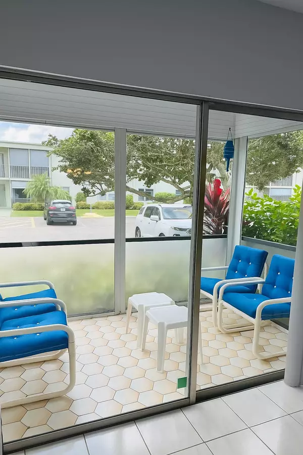 Delray Beach, FL 33446,7527 S Oriole BLVD 103