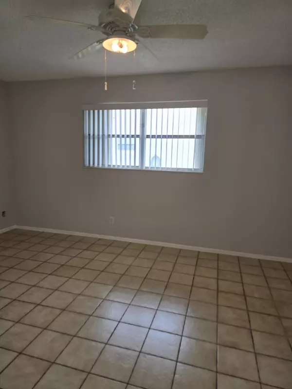 West Palm Beach, FL 33411,163 Lake Gloria Drive DR