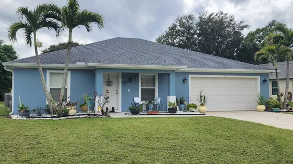 562 SE Majestic TER, Port Saint Lucie, FL 34983