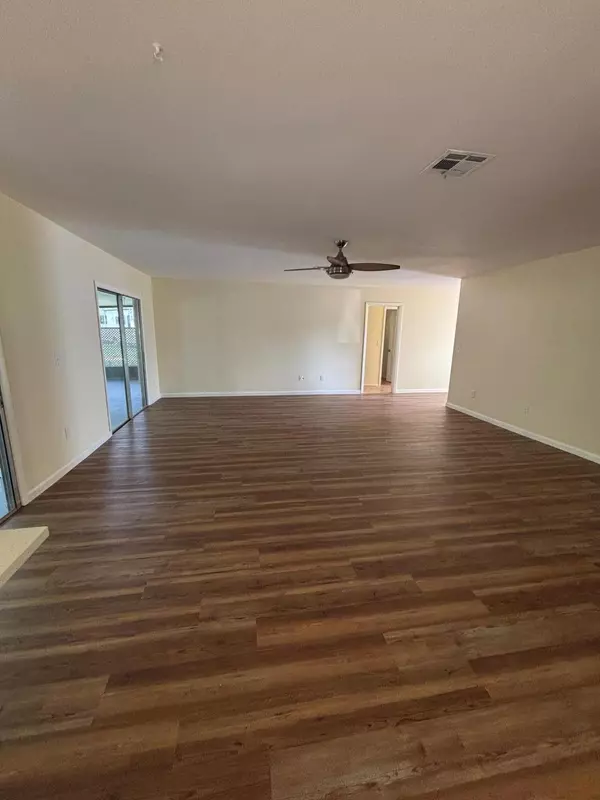 Port Saint Lucie, FL 34952,1317 SE Elyton CT