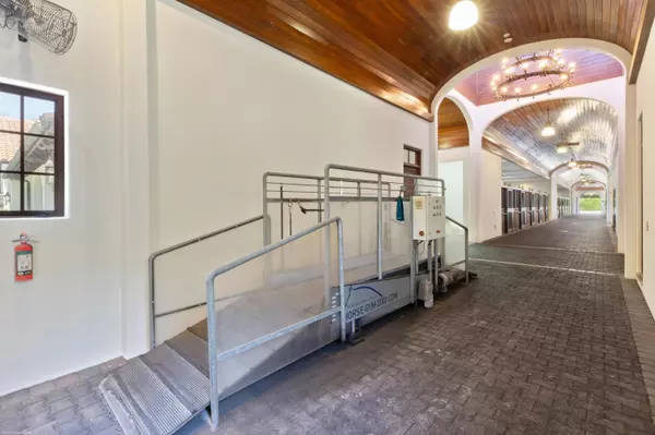 Wellington, FL 33414,14775 Equestrian WAY Stalls